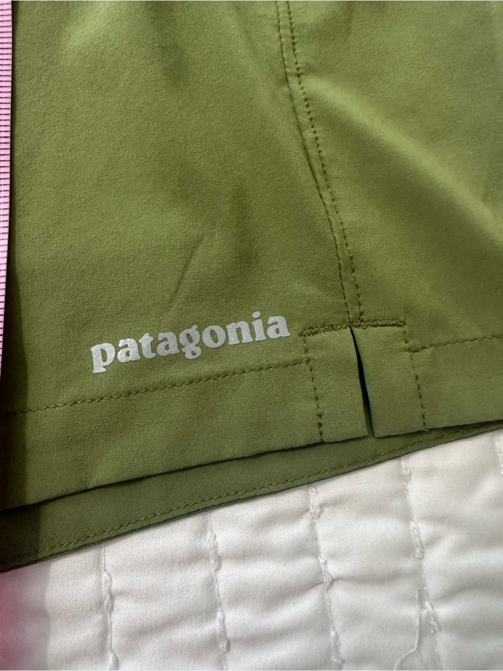 Patagonia Breathable Women’s Terrebonne Caper Green Drawstring Athletic Shorts M - Picture 6 of 12